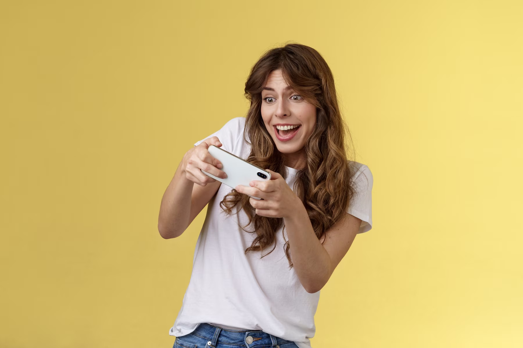 Mobile gamer delighted by the gaming experience